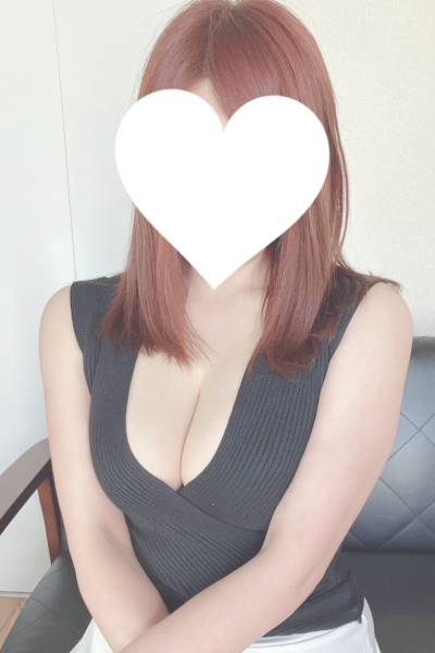 水川まりあ